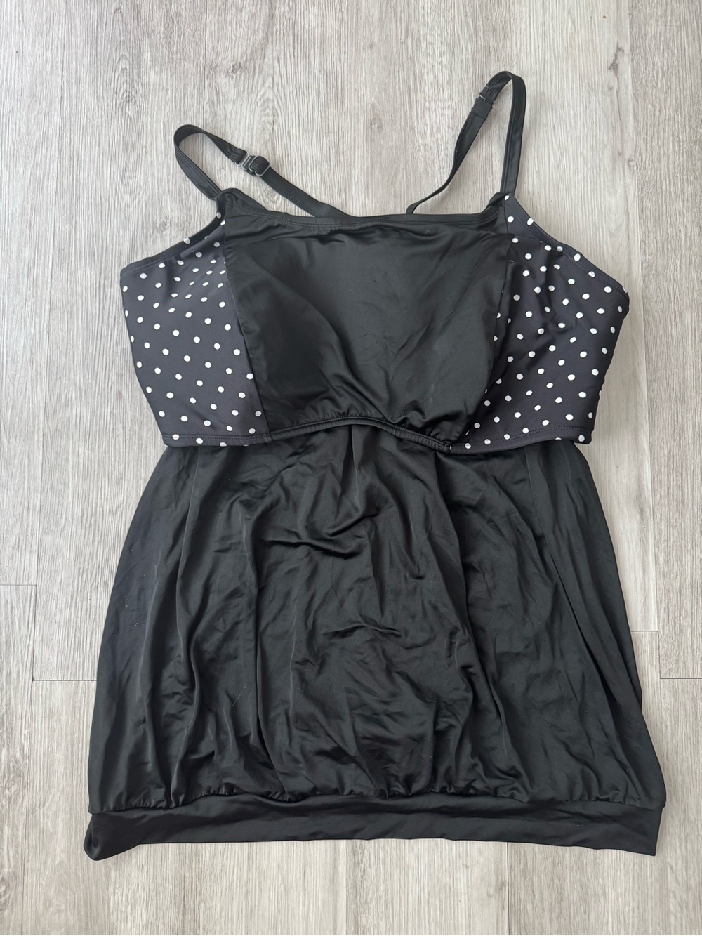 Swim by Cacique No Wire Blouson Tankini Top Racerback Black White Polka Dot 26